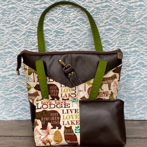 Camping themed bag, nature lover gift, handbag set, camping purse, camping tote bag, large zippered tote bag, national parks gifts for women