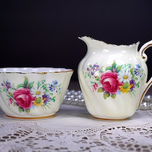 Paragon Swirled Creamer and Open Sugar with Pink Rose and Daisies, Gold Gilt, Made in England, Fine English Bone China, Gift for Her, 1957+