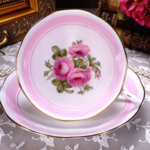 Tasse à thé et soucoupe Roslyn vintage, bordure rose avec roses centrales roses, bordure dorée, ensemble de tasses à thé shabby chic, fabriqué en Angleterre, années 50