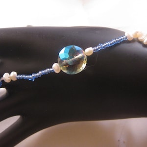 Blue Seed Beaded Bracelet,Pearl Slave Bracelet, Ring Bracelet, Stretch Slave, Boho Bracelet, Light Blue Boho Stretch, Finger Loop Bracelet