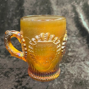 Vintage 1971 American Carnival Glass Association &quot;Queen City of the West Cincinnati&quot; Marigold Carnival Mug