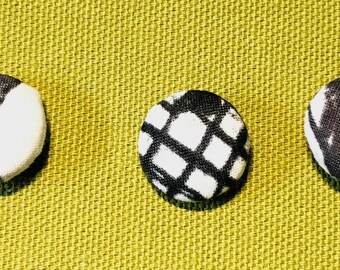 Handmade MARCIA DERSE Fabric Buttons - .71&quot; Round Buttons - SET of 5 - Black & White Prints - Set Number 25