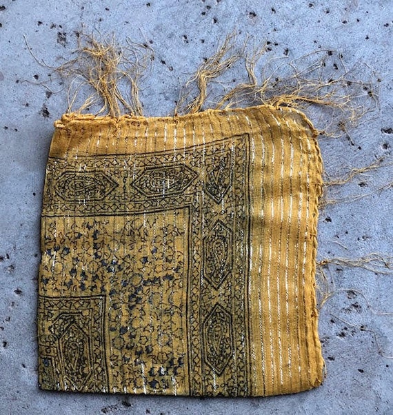 BURMESE Large Colorful YELLOW GOLD Sheer Cotton Sc