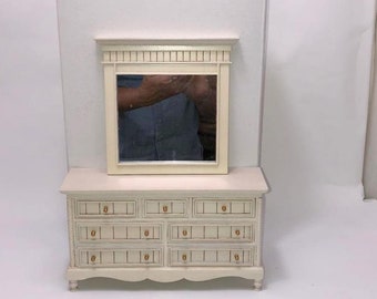 barbie dresser with mirror