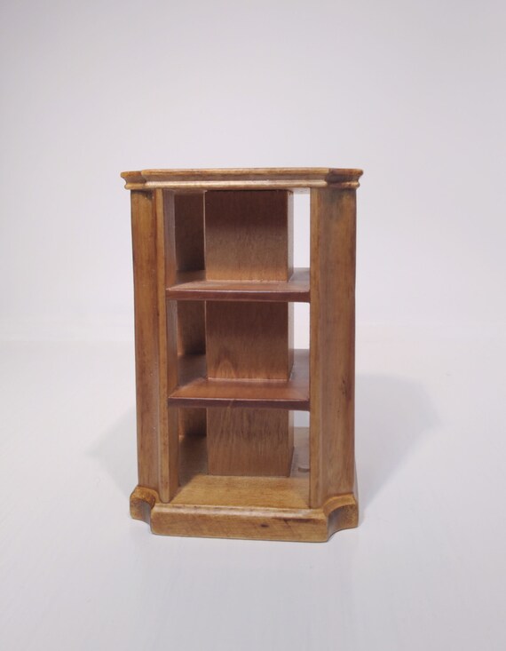 JBM Walnut Clearance 1:12 Miniature dollhouse Corner table