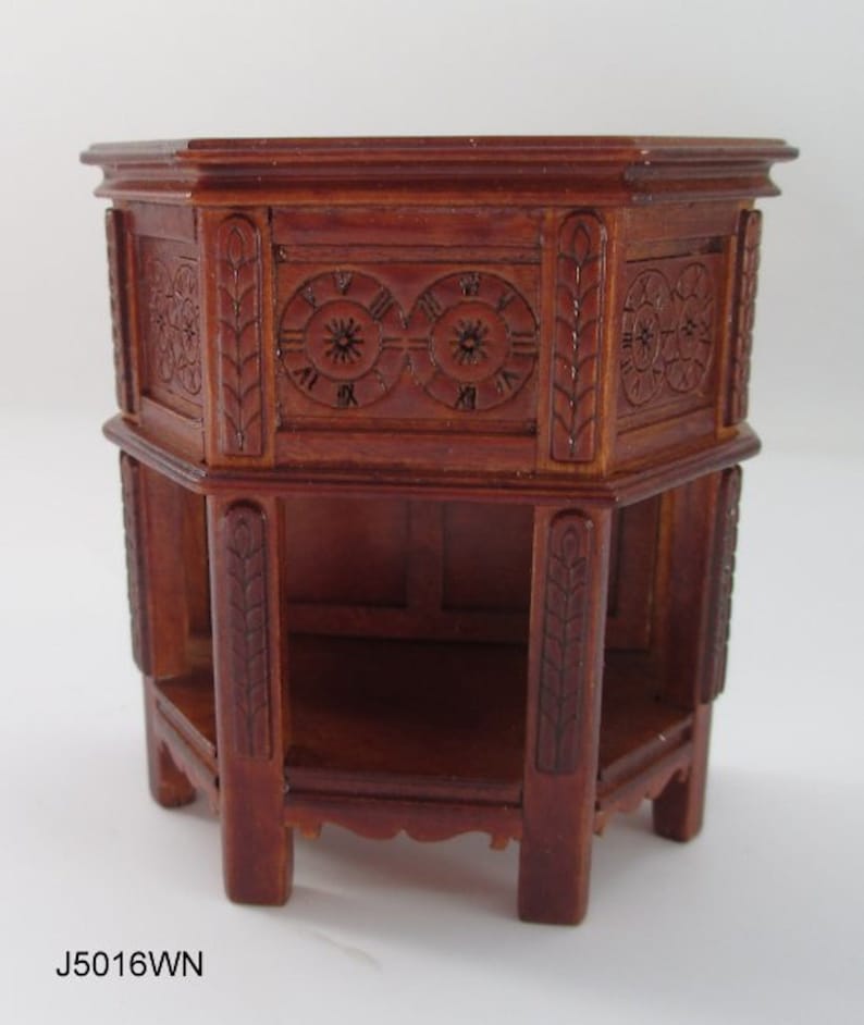 miniature furniture makers