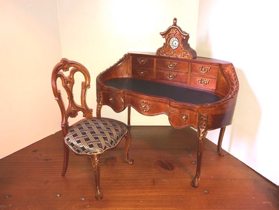 playscale furniture