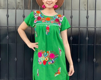Mini vestido mexicano con bordado floral, vestido verde, vestido de verano  para mujer, damas de honor, destino de boda, túnica tradicional mexicana,