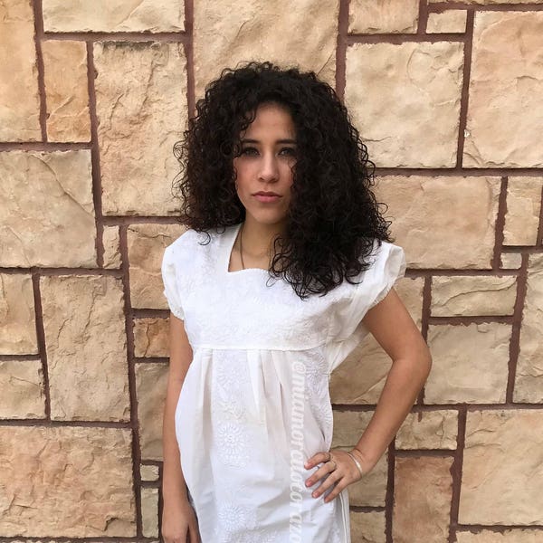 Vestido mexicano vintage con bordado floral blanco sobre blanco, conjetura de boda mexicana, despedida de soltera, kaftan de boda en la playa, túnica puebla tradicional