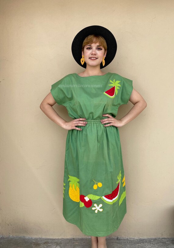 Collectors skirt vintage mexican dress, fruits ap… - image 2