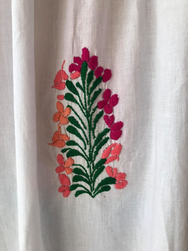 frida sundress mexican boho hippie kaftan ethnic maxi dress Colorful floral embroidery oaxacan vintage dress cotton short sleeve tunic