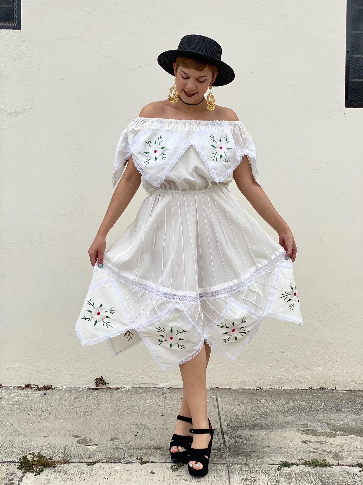 トップス Dead stock vintage embroidered tunic 70s Vintage Embroidered Tunic | 1970s DEADSTOCK India Cotton