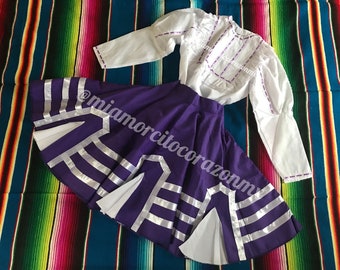 Lila Nuevo Leon Kleid, traditionelles folkloristisches Kleid, Monterrey Kleid für Party, mexikanisches Party-Outfit, Adelita Outfit, Polka Kleid, Viva Fiesta