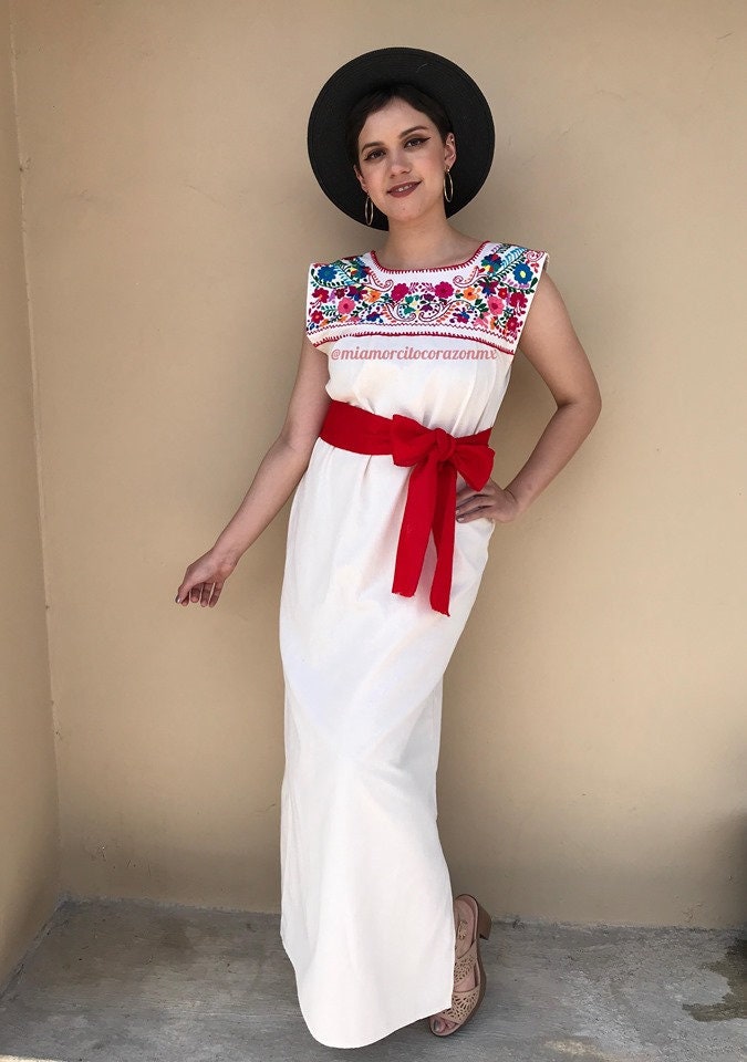 mexican bridesmaid dresses Daisy Side Slit Evening Maxi Dress Red / One Size