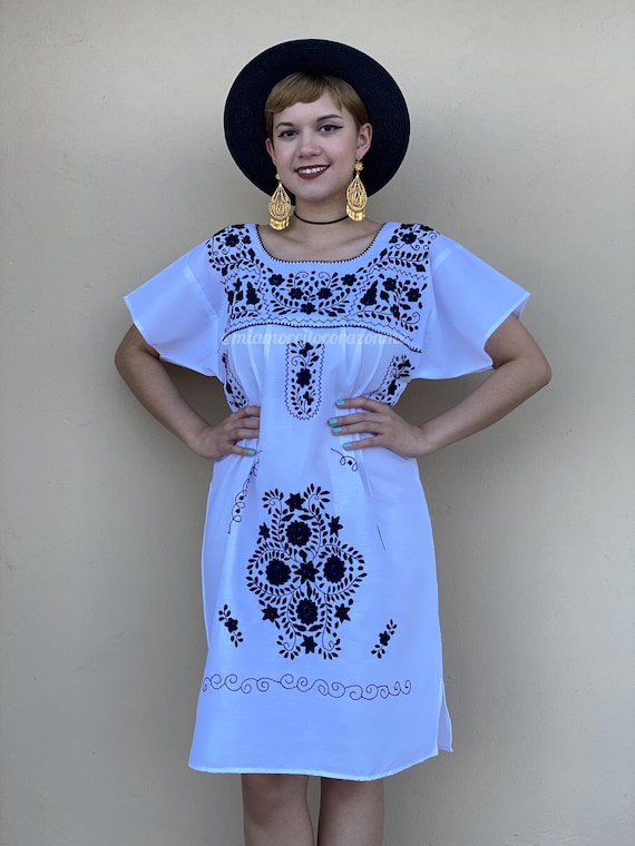 白と黒のメキシカンミニチュニック刺繍ドレス、メキシカンパーティー 