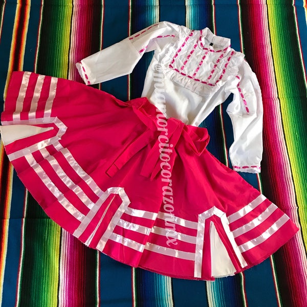 Pink Nuevo Leon dress, folkloric mexican outfit, folkloric dancer dress, monterry traditional dress, mexican dress for girls, adelita dress