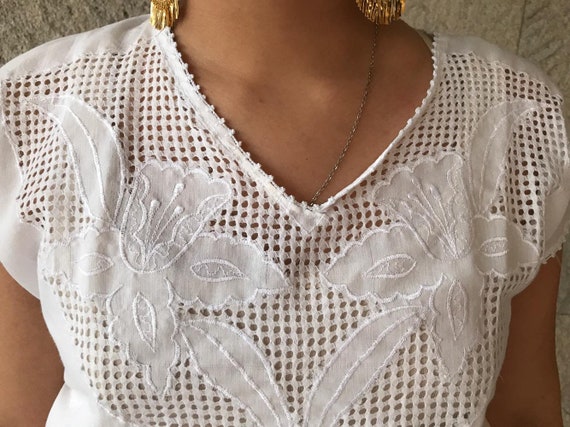 Vintage white mexican dress, floral fretwork blou… - image 3