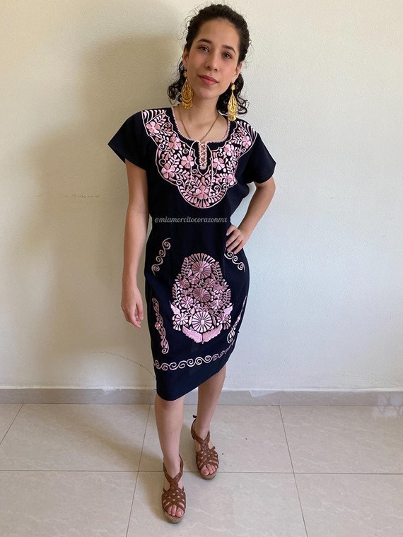 Traditional mexican kimono dress, short sleeve summer dress, floral embroidery vacation tunic, hippie cotton kaftan, boho hippie, frida