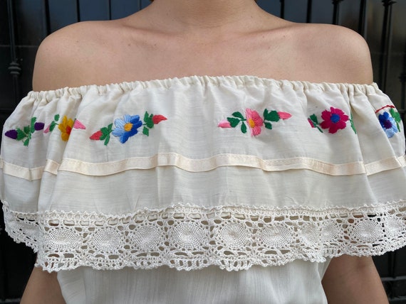 Off the shoulder floral embroidery Vintage mexica… - image 3