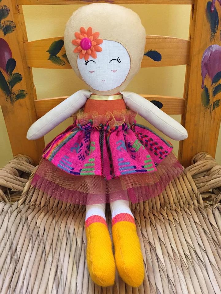 MUÑECA TRAPO VESTIDO ABEJA – marianoescudero