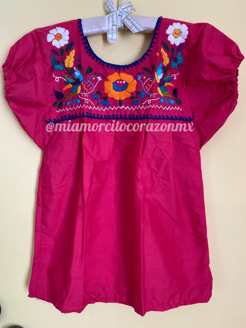 Colorful floral embroidery mexican blouse for girls, 4T-5T embroidered mexican shirts, cinco de mayo tops, frida costume, mexico blouse Cor-de-rosa