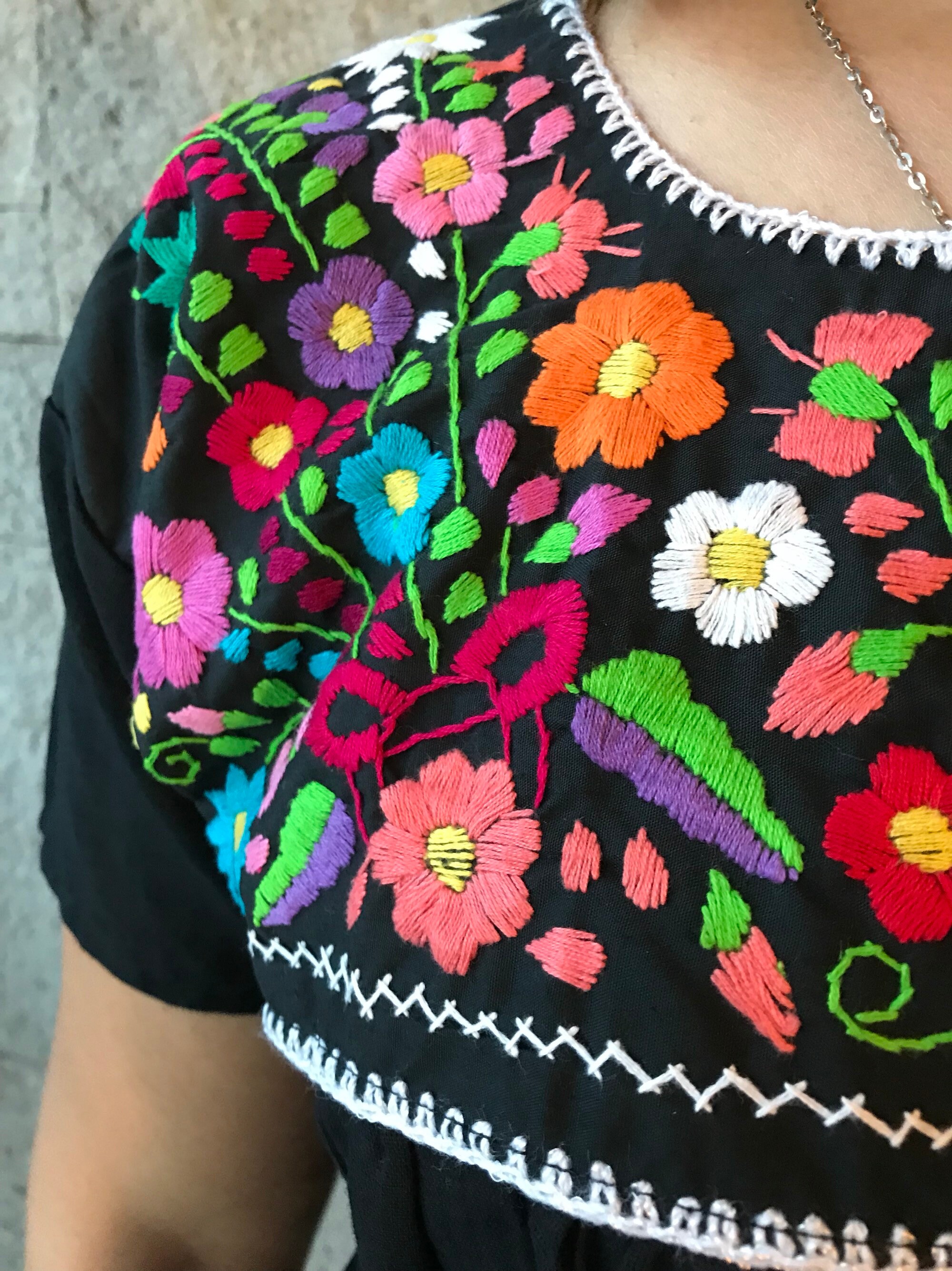 Orgue Flower embroidery blouse(Black)