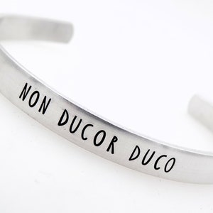 Non Ducor Duco,I'm not led, I lead, Handstamped Adjustable Aluminum Cuff, Inspirational Gift for her or him, Latin Phrase image 5