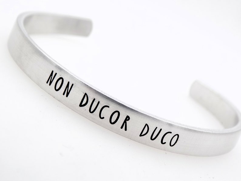 Non Ducor Duco,I'm not led, I lead, Handstamped Adjustable Aluminum Cuff, Inspirational Gift for her or him, Latin Phrase image 5