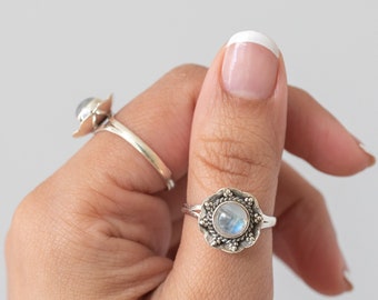 Round Rainbow Moonstone Botanical Ring in Sterling Silver