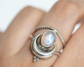 Oval Rainbow Moonstone Moon Phase Sterling Silver Ring