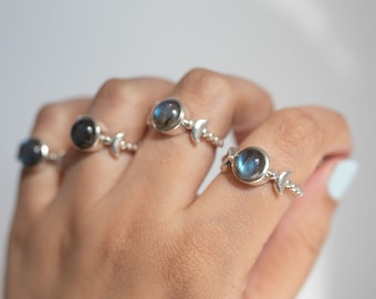 Round Labradorite and Sterling Silver Half Moon Ring