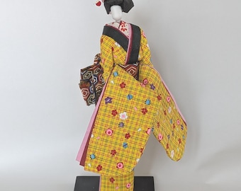 Boneca Washi feita à mão Edo Komachi
