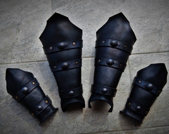 Leather bracers & greaves pack Van Helsing medieval viking for LARP COSPLAY ATREZZO with optional padded protection