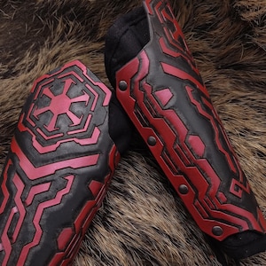 Dark Lord Leather Bracers – Sci-Fi Cosplay Armor – Fantasy LARP Bracers - S I T H lord