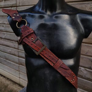 Leather harness to wear it with or without pauldron for LARP, COSPLAY, ATREZZO, viking,  pagan, medieval, wiccan, pirate and a lot more