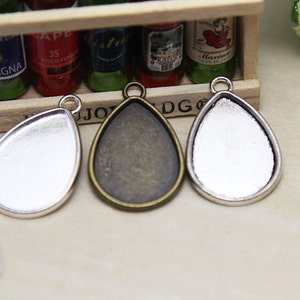 Blank 18x25mm Tear Drop Trays - Blank Bezel Cabochon Settings - Silver, Antique Silver, Vintage Brass PC701