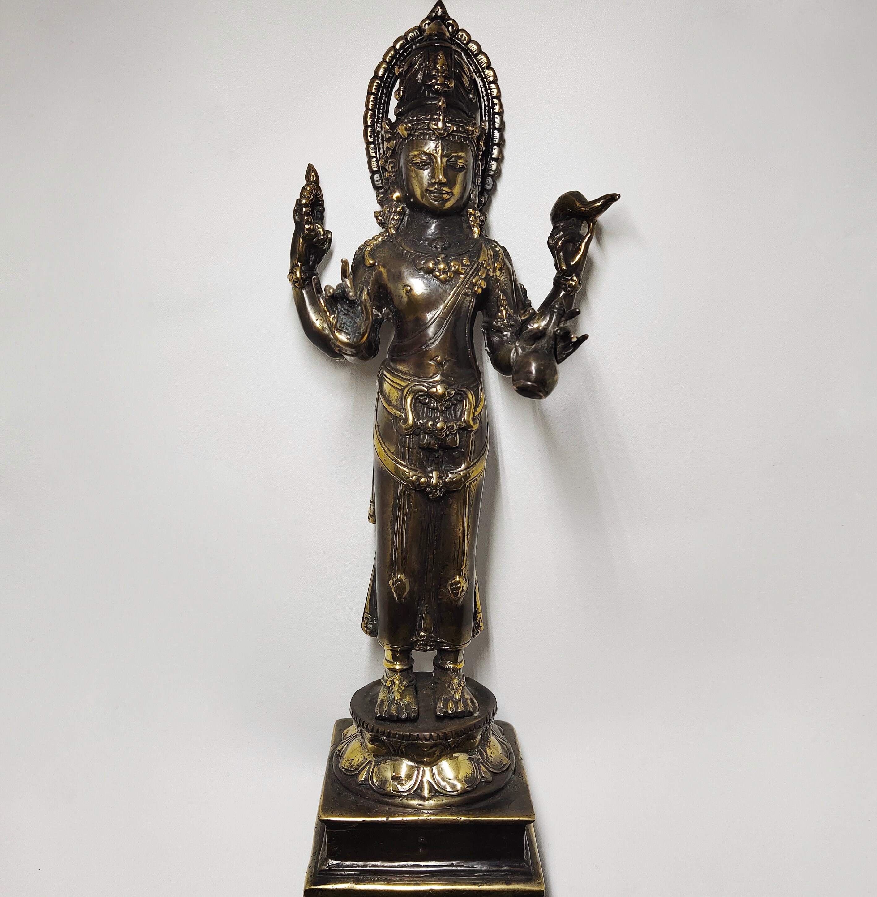 シヴァ神のブロンズ像、ヒンドゥー教の置物、室内装飾彫刻 - Etsy 日本