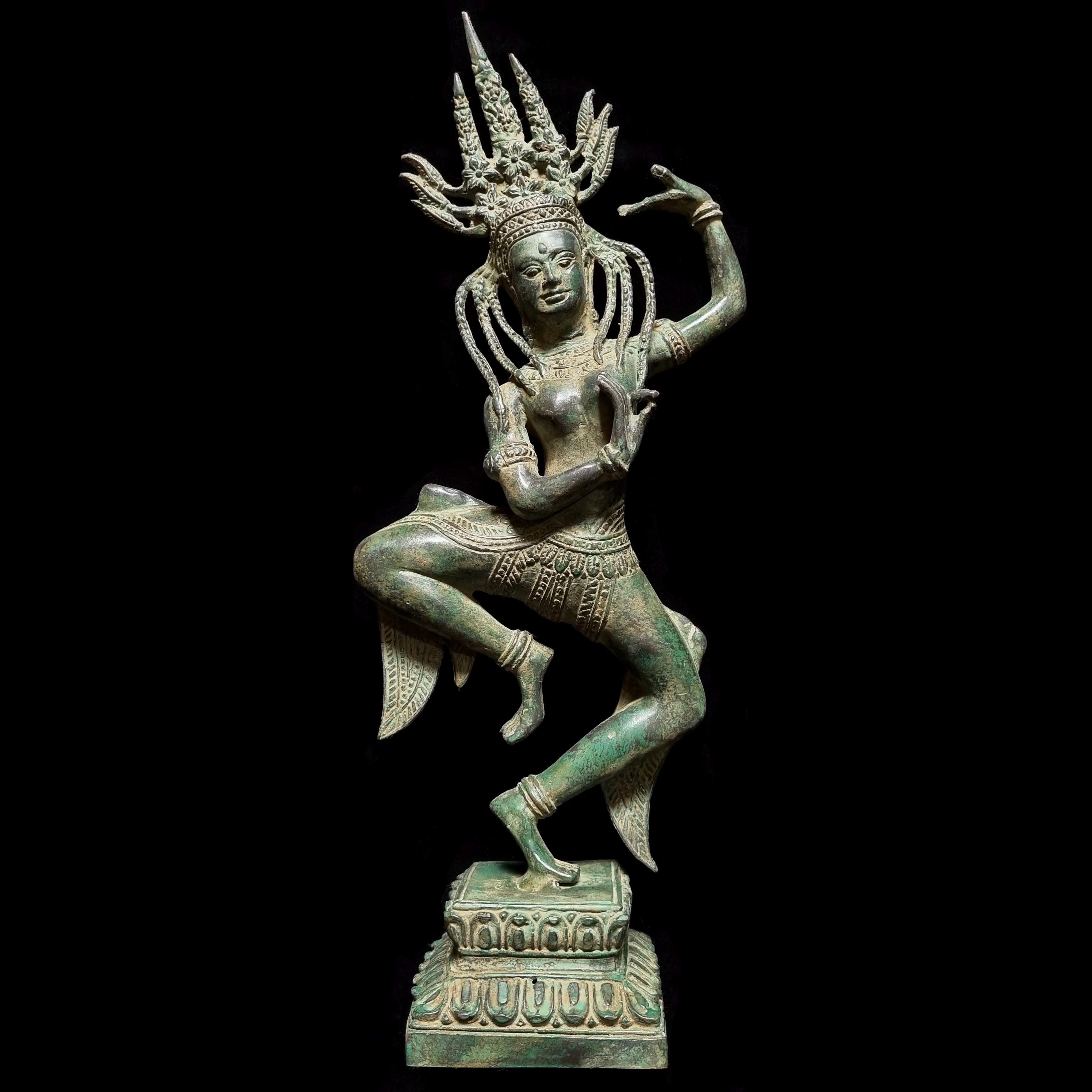 Apsara statue - Etsy 日本