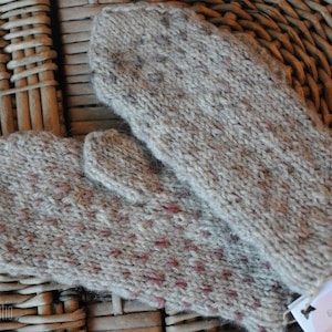 Hand-knitted children&#39;s mittens
