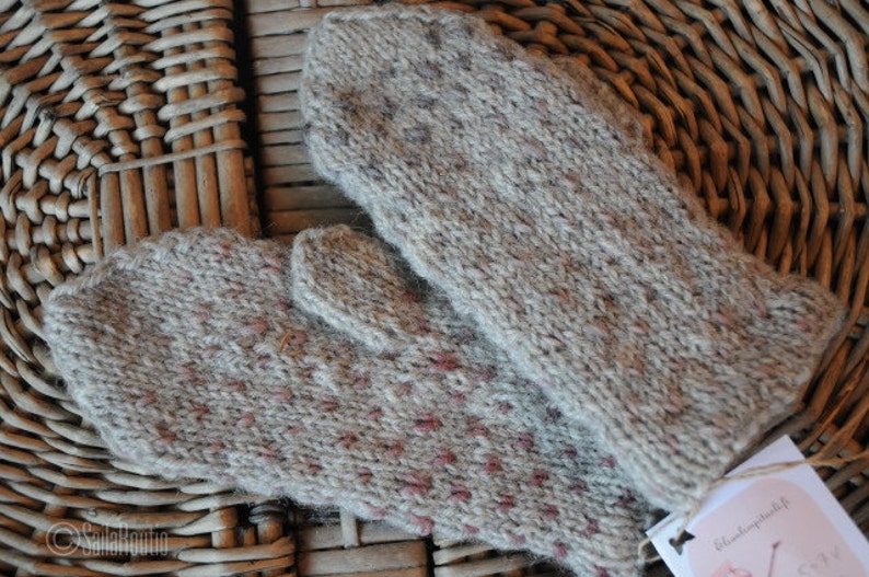 Hand-knitted children's mittens image 1