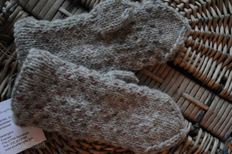 Hand-knitted children's mittens image 2