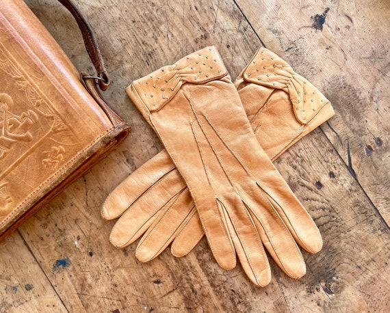 Vintage kid leather driving gloves, 40s 50s soft … - image 1