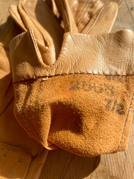 Vintage kid leather driving gloves, 40s 50s soft … - image 10