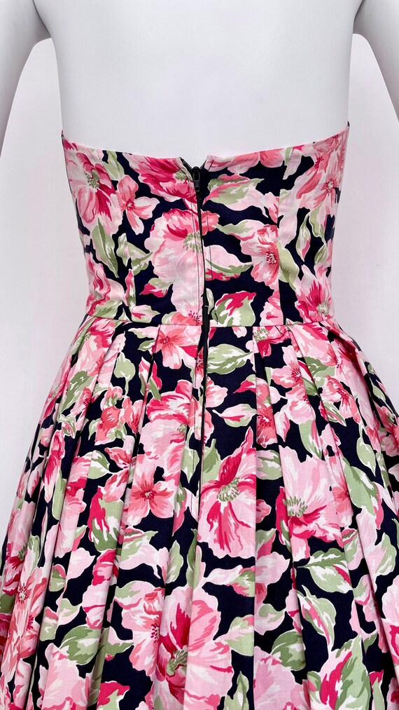 Vintage Laura Ashley strapless floral midi dress,… - image 9