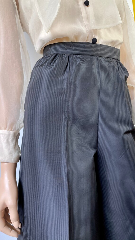 Vintage 70s Norma Tullo Bell Bottoms | Black Moir… - image 5