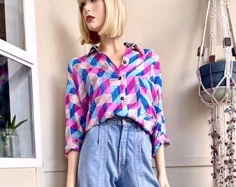 Blusa de seda geométrica colorida de los años 80, top vintage extragrande con botones, talla única (OSFA)