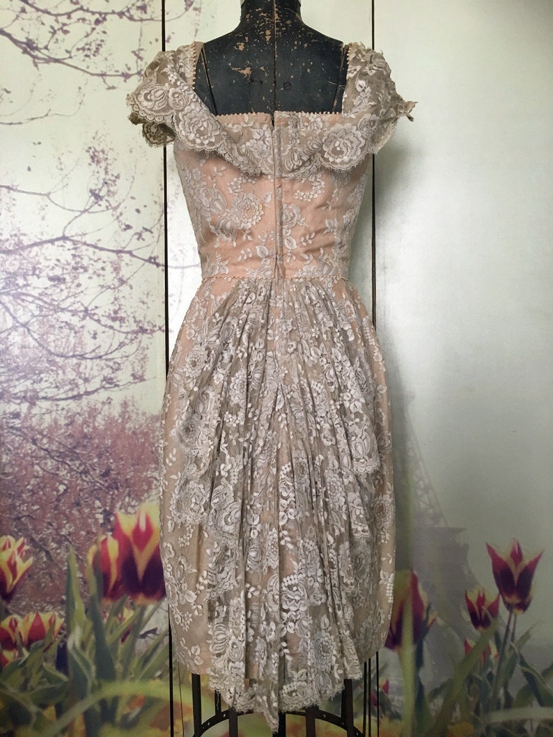 Exquisite 1930s SIMONE Ivory Lace Fishtail Frock Size S \u2013 Off The Shoulder Delight