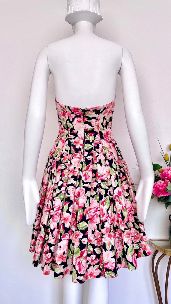 Vintage Laura Ashley strapless floral midi dress,… - image 8