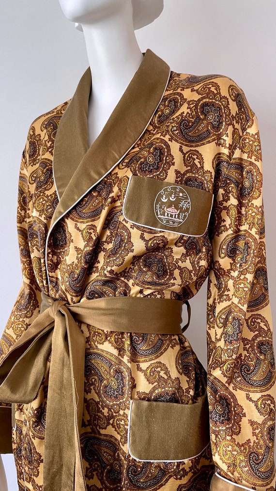 Vintage paisley smoking jacket, mid century gold … - image 5