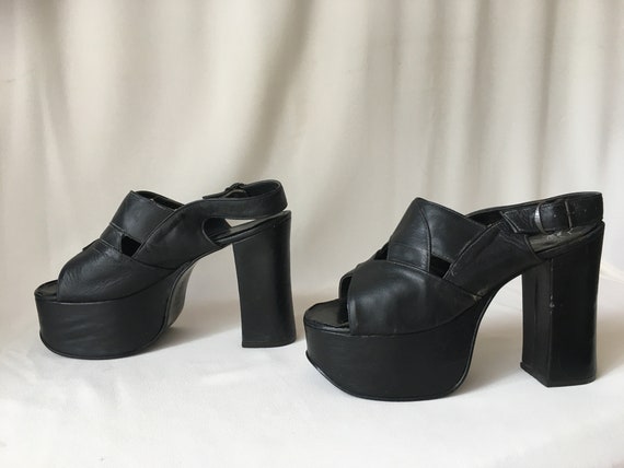 60s/70s Black Leather Platform Heels/Sandals – Siz